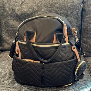 Skip Hop Suite Diaper Bag